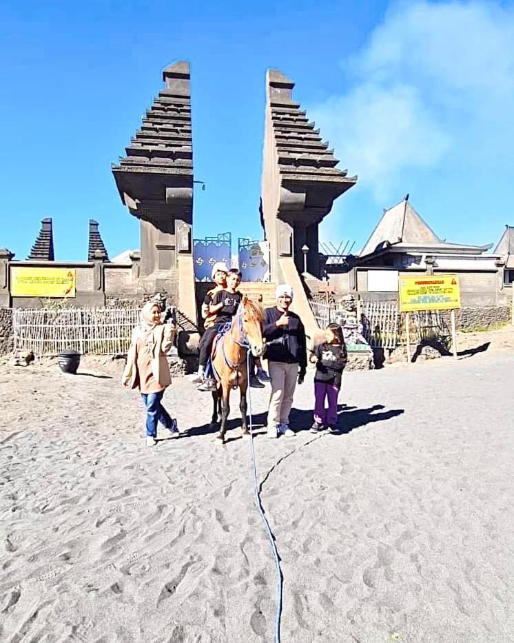 Aaa, Fan Family, Aesthetic Bromo, Managed By Triple A Tour, Additional Bromo Jeep Tour Sunrise And Airport Shuttle Ngadisari Dış mekan fotoğraf